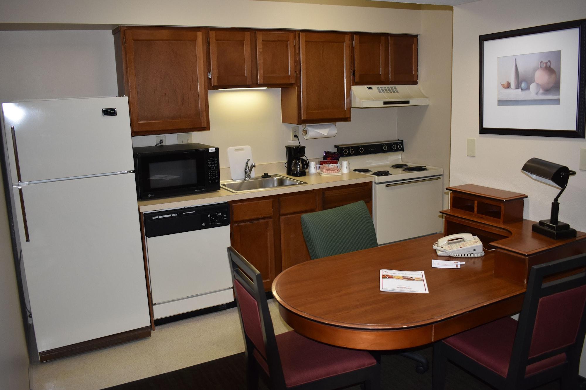 Hawthorn Suites Dayton South Miamisburg Exterior photo