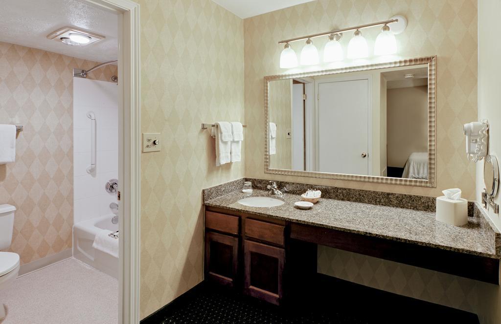 Hawthorn Suites Dayton South Miamisburg Room photo
