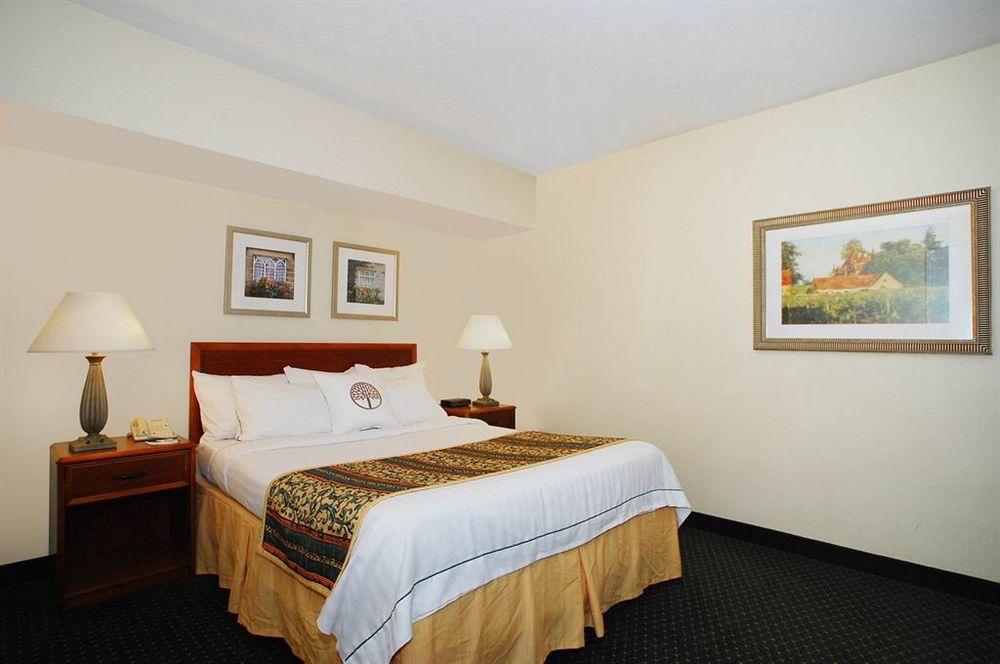Hawthorn Suites Dayton South Miamisburg Exterior photo